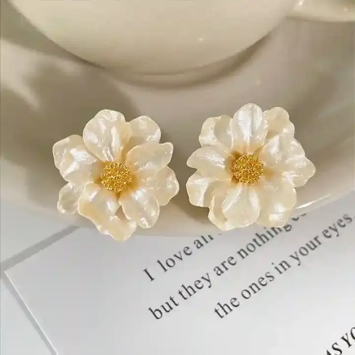 Elegant White Flower Stud Earrings Golden Stamen for Women Big Double Layer Gardenia Earrings