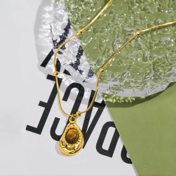 Tiger’s Eye Waterdrop Necklace