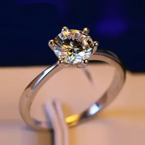 Premium Diamond Cut Finger Ring – Elegant & Stylish Design